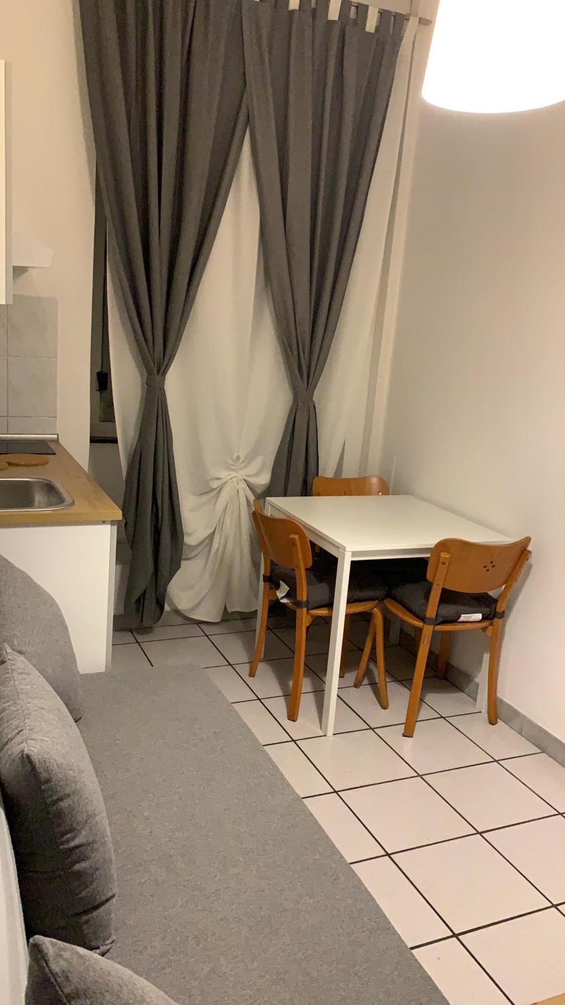 Bed and Breakfast Bed2Go Турин Номер фото