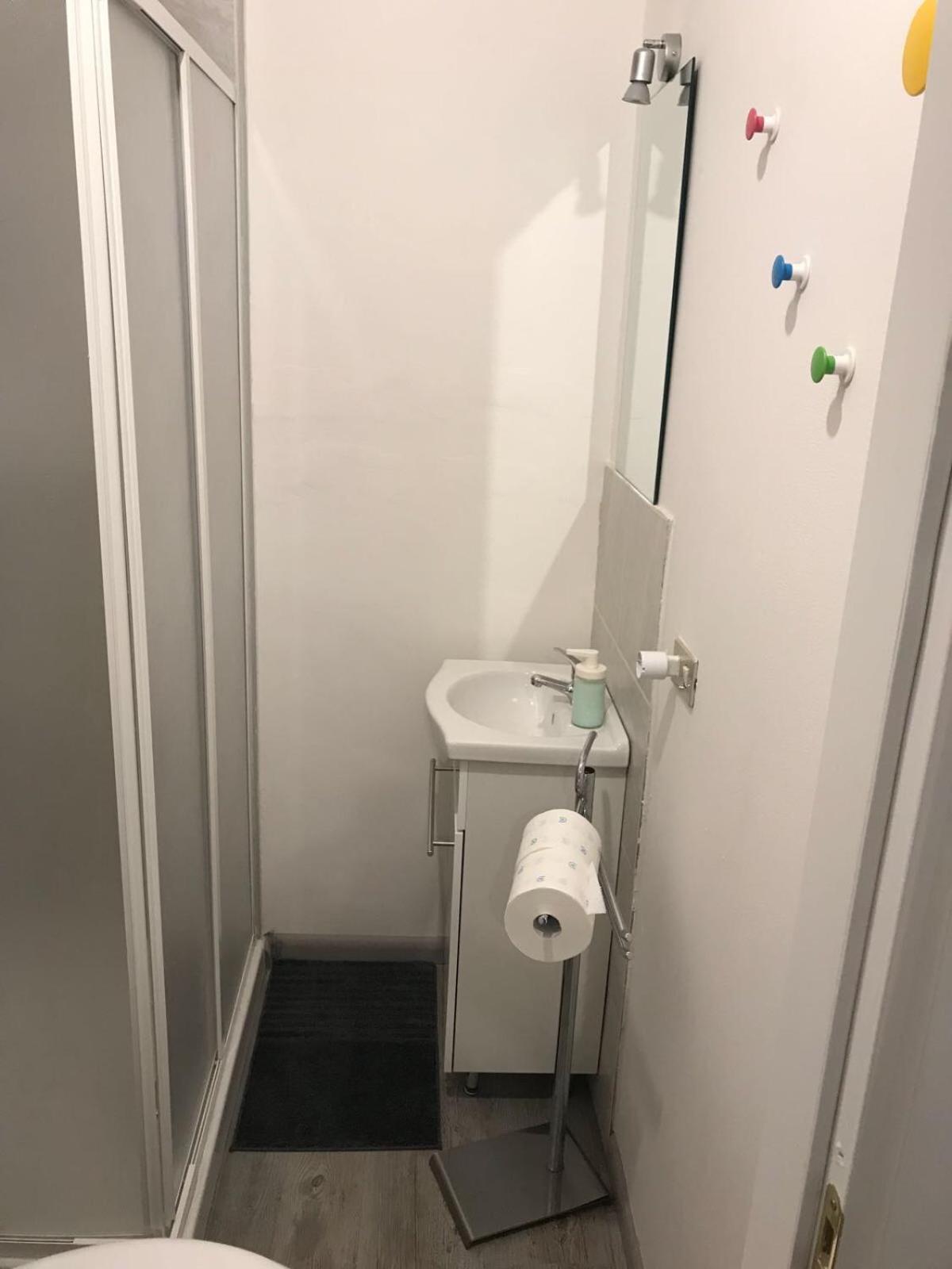 Bed and Breakfast Bed2Go Турин Номер фото