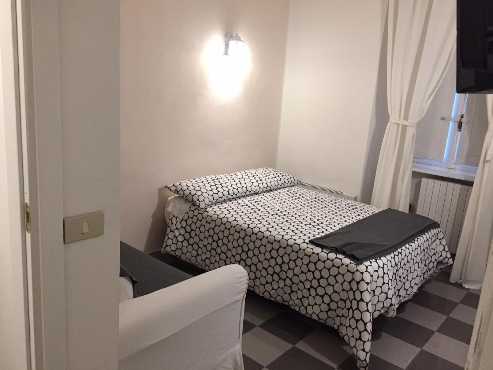 Bed and Breakfast Bed2Go Турин Номер фото